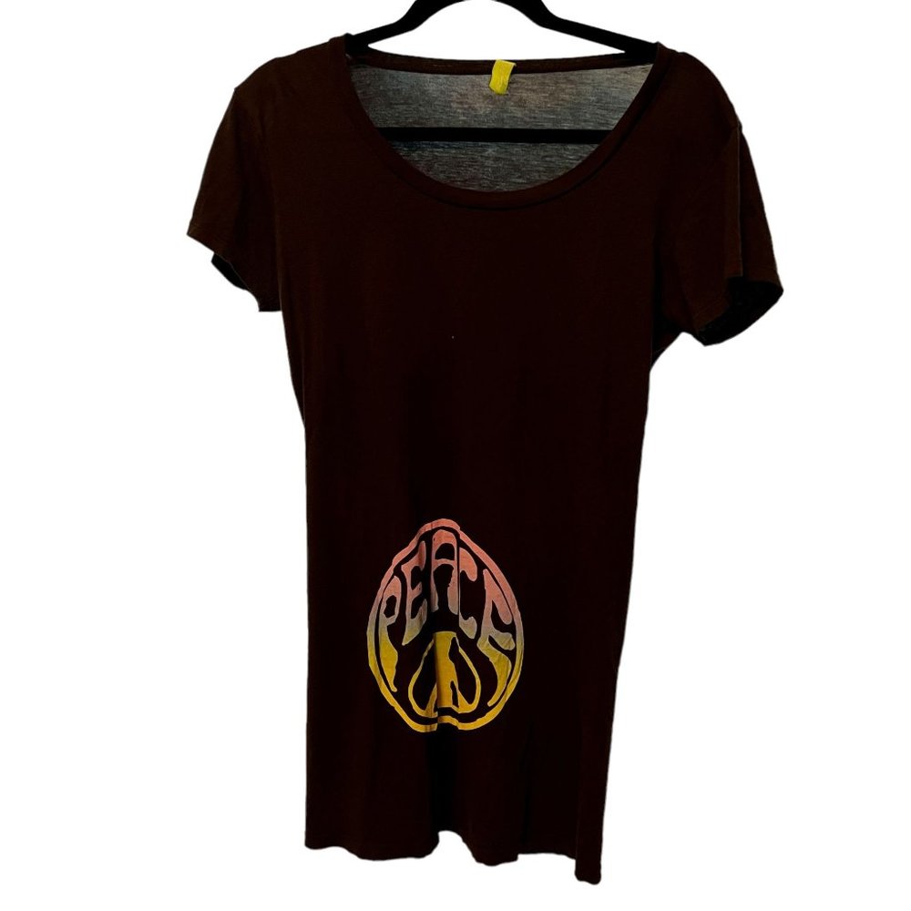 Tammy's T's Maternity Shortsleeved Tee-Shirt Black Maternity Medium Peace Graphi